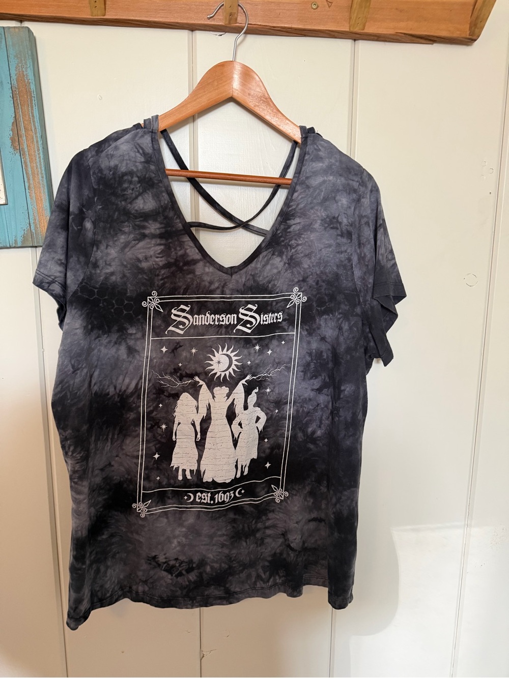 Disney Her Universe Hocus Pocus Sanderson Sisters Strappy Top 3X
